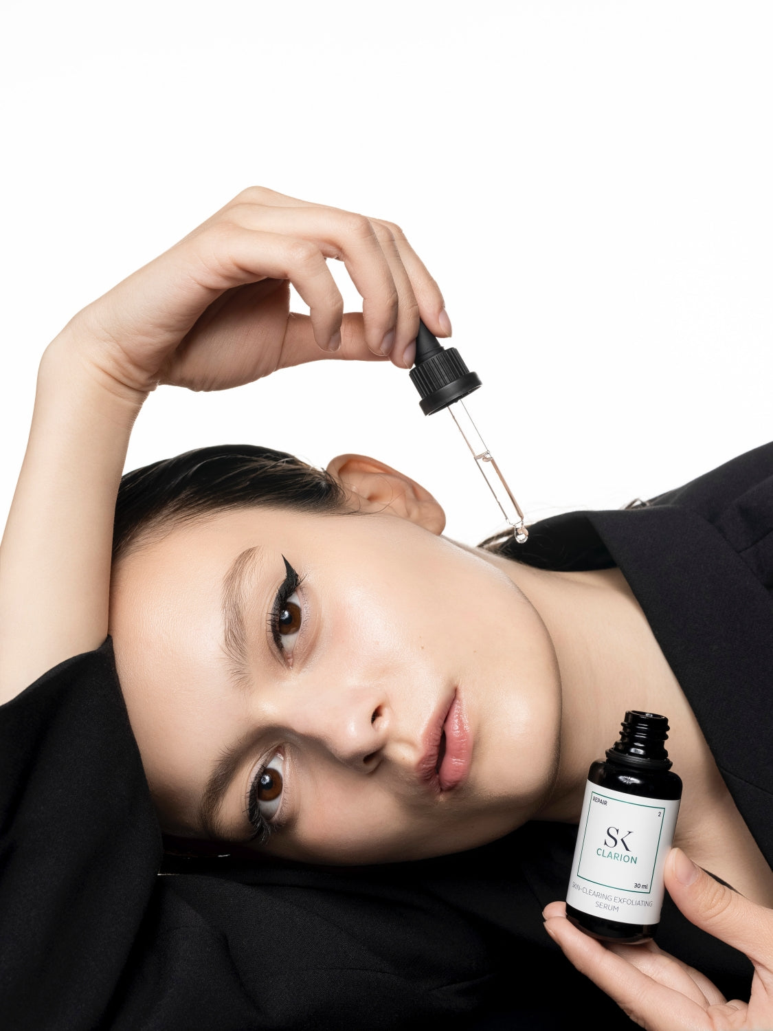 Skintegra Clarion serum sa salicilnom i glikolnom kiselinom za kožu sklonu nepravilnostima